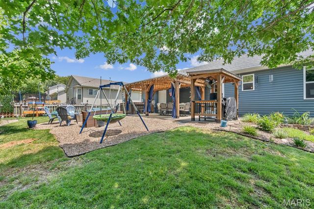 41 Great Owls Way, Winfield, MO 63389