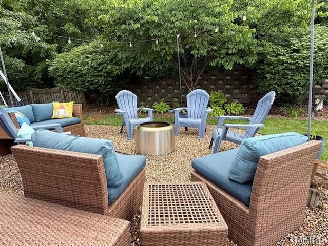41 Great Owls Way, Winfield, MO 63389