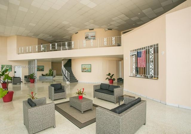 6484 Indian Creek Drive 205, Miami Beach, FL 33141