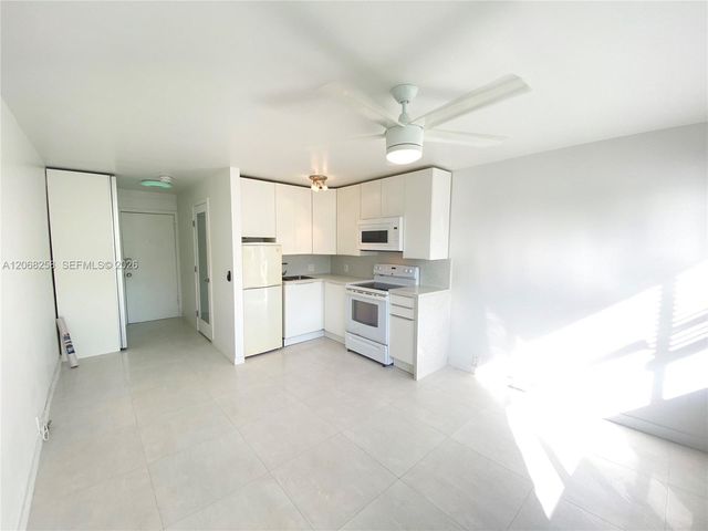 6484 Indian Creek Drive 205, Miami Beach, FL 33141