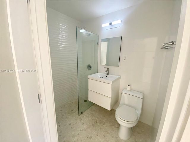 6484 Indian Creek Drive 205, Miami Beach, FL 33141