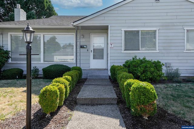2630 Mountain View Dr S, Salem, OR 97306