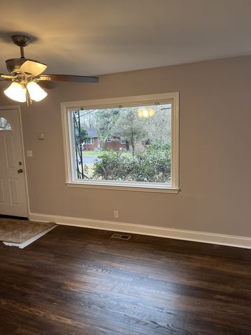 918 Velma Ln, Murfreesboro, TN 37129