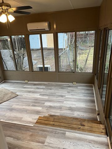 918 Velma Ln, Murfreesboro, TN 37129