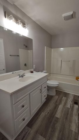 918 Velma Ln, Murfreesboro, TN 37129