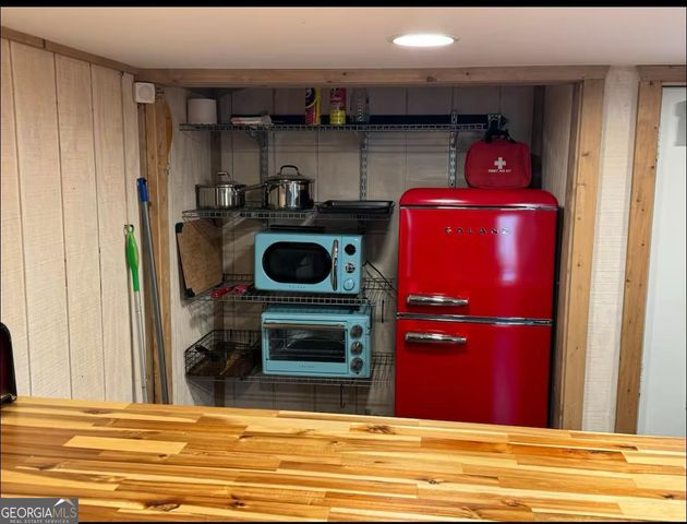 225 Overlook Circle, Clarkesville, GA 30523