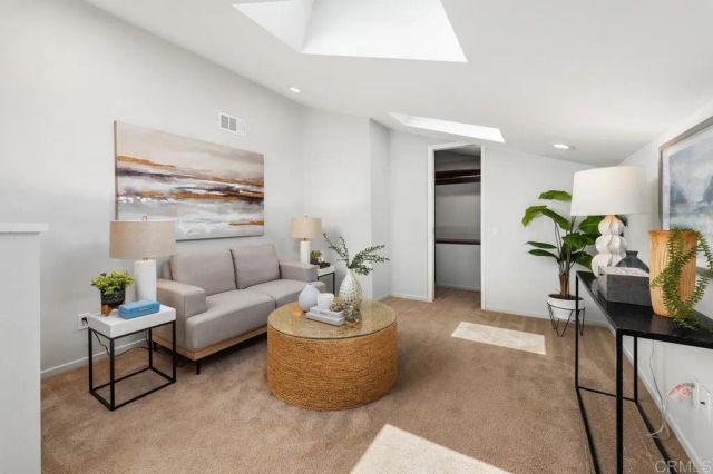 2020 Caminito Circulo Sur, La Jolla, CA 92037