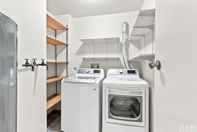 1082 Creekside Court 2B, Wheeling, IL 60090