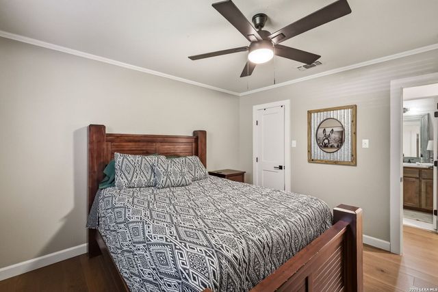 104 Bosque, Seguin, TX 78155