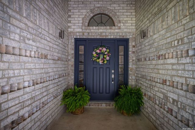 104 Bosque, Seguin, TX 78155