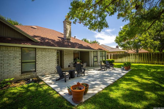 104 Bosque, Seguin, TX 78155
