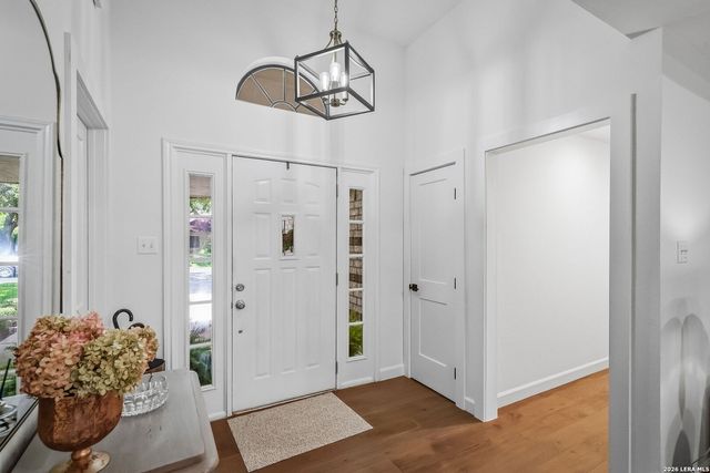 104 Bosque, Seguin, TX 78155