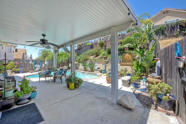 24673 Leafwood Drive, Murrieta, CA 92562