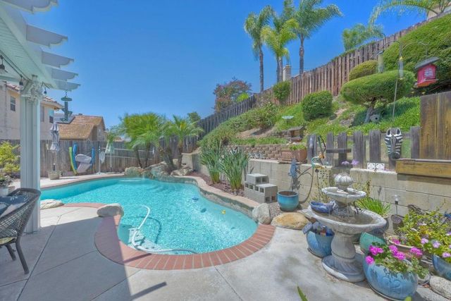 24673 Leafwood Drive, Murrieta, CA 92562