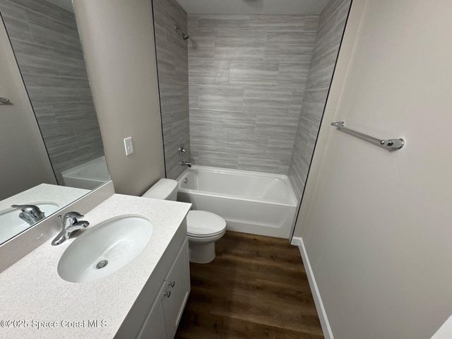 3180 Lakeland Avenue SW, Palm Bay, FL 32908