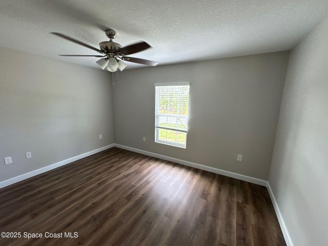 3180 Lakeland Avenue SW, Palm Bay, FL 32908