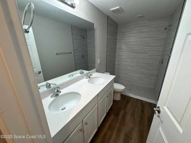 3180 Lakeland Avenue SW, Palm Bay, FL 32908