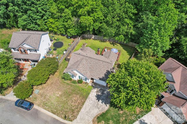 13221 Crooked Pine Court, Charlotte, NC 28215