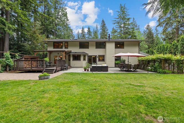 6923 237th Avenue NE, Redmond, WA 98053