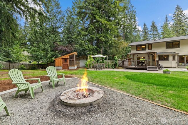 6923 237th Avenue NE, Redmond, WA 98053