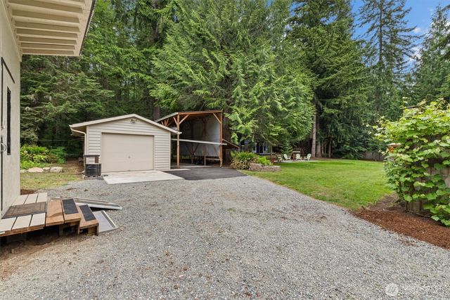 6923 237th Avenue NE, Redmond, WA 98053