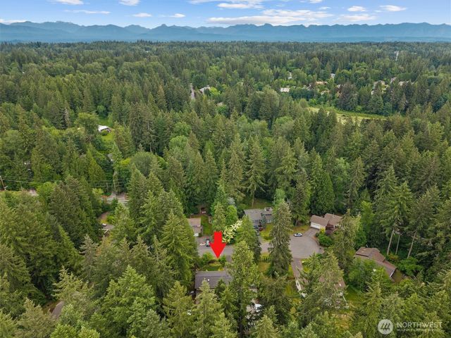 6923 237th Avenue NE, Redmond, WA 98053