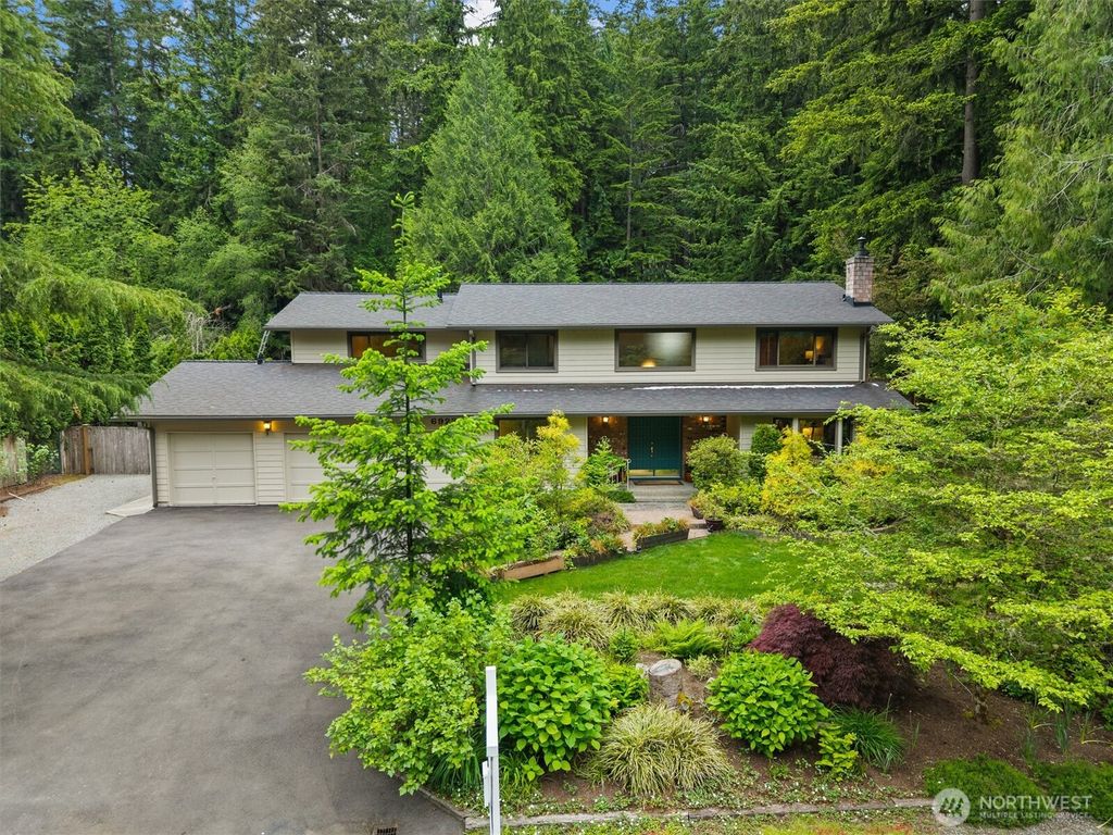 6923 237th Avenue NE, Redmond, WA 98053