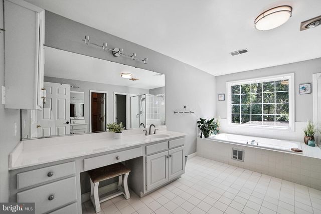 3302 SANG RD, Glenwood, MD 21738