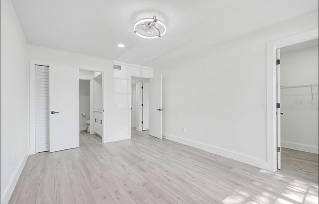 4613 GATE PLACE 104, Orlando, FL 32811