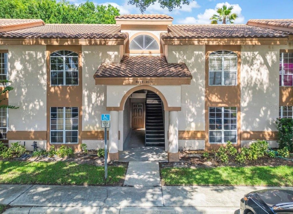 4613 GATE PLACE 104, Orlando, FL 32811