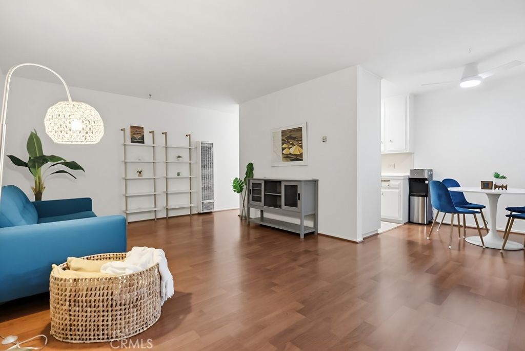 307 Cherry Avenue 6, Long Beach, CA 90802