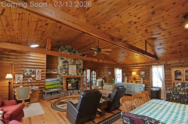 37272 Moravian Drive, Clinton Charter Township, MI 48036