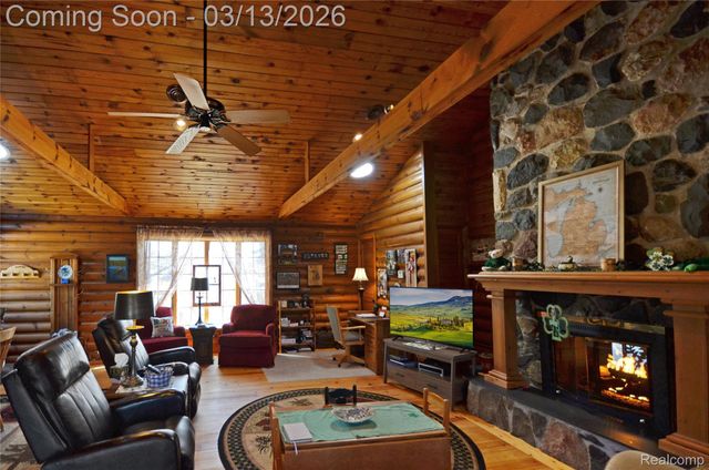 37272 Moravian Drive, Clinton Charter Township, MI 48036