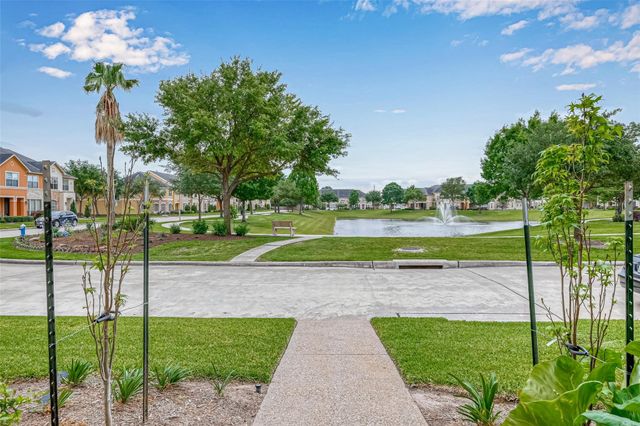 14426 Summerleaf Lane, Houston, TX 77077