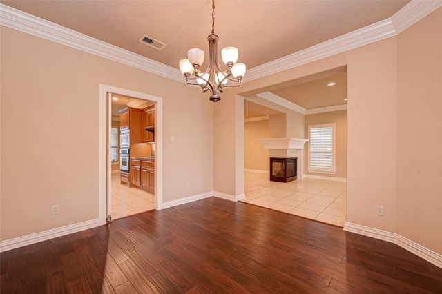 14426 Summerleaf Lane, Houston, TX 77077