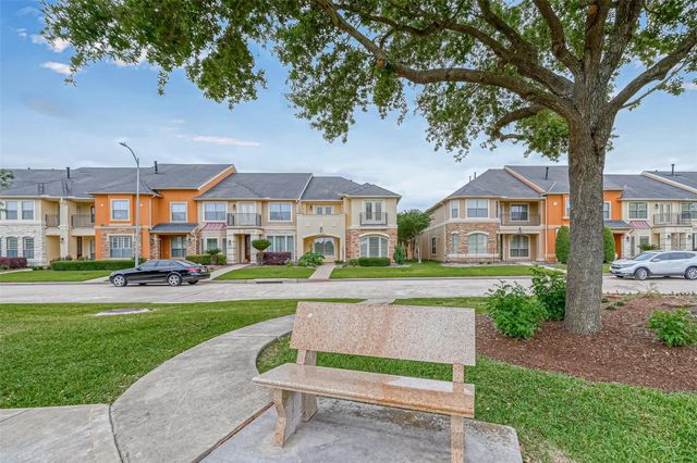 14426 Summerleaf Lane, Houston, TX 77077