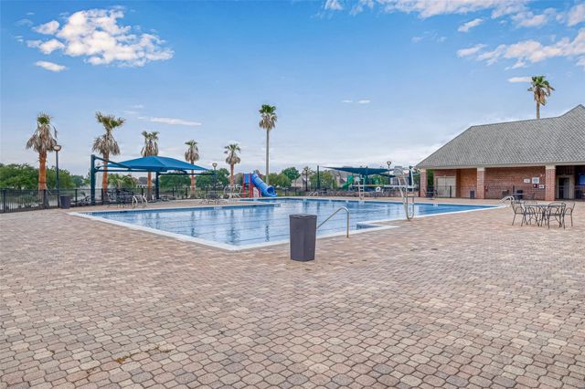 14426 Summerleaf Lane, Houston, TX 77077