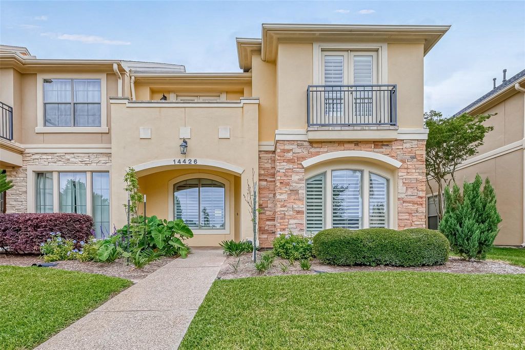 14426 Summerleaf Lane, Houston, TX 77077