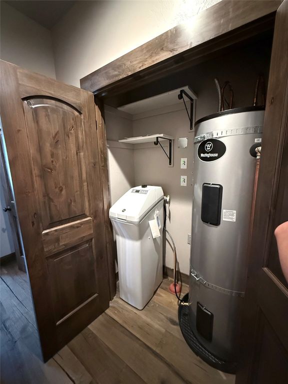 240 Hodge Creek Drive, Kila, MT 59920 photo 33