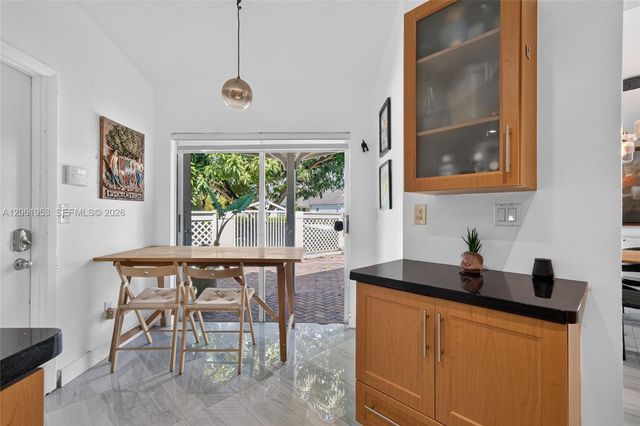 4749 NW 98th Pl, Doral, FL 33178