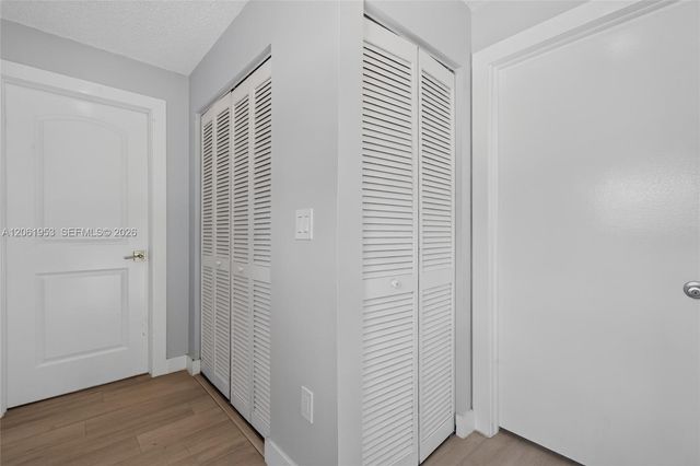 4749 NW 98th Pl, Doral, FL 33178