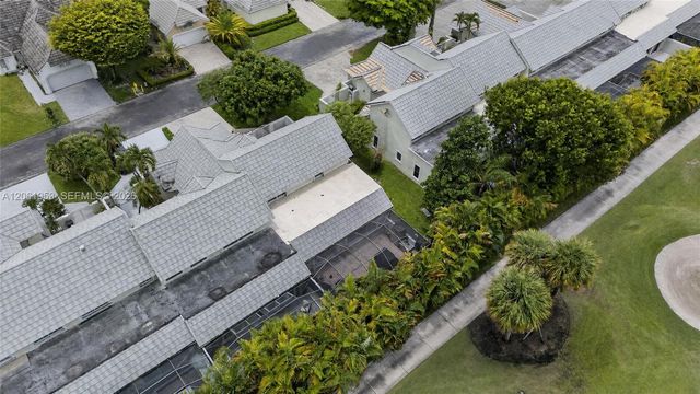 4749 NW 98th Pl, Doral, FL 33178