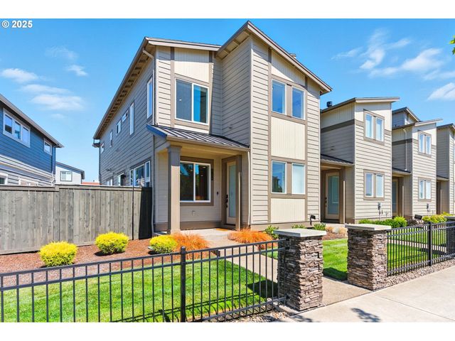 4156 Se CENTURY Blvd, Hillsboro, OR 97123