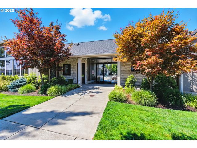 4156 Se CENTURY Blvd, Hillsboro, OR 97123