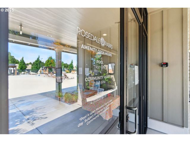 4156 Se CENTURY Blvd, Hillsboro, OR 97123