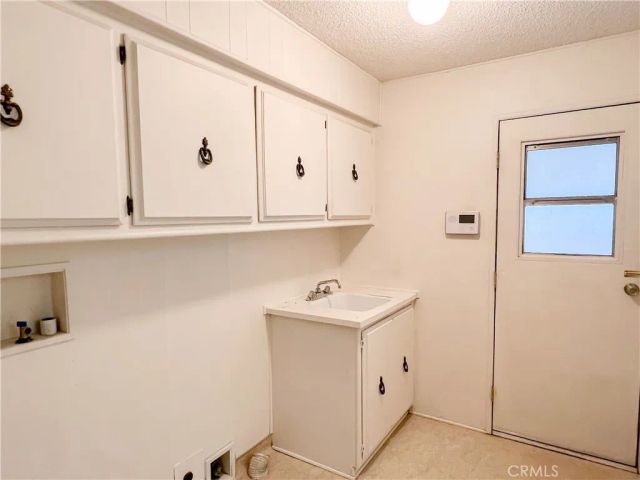 3608 Sahara, Bakersfield, CA 93313