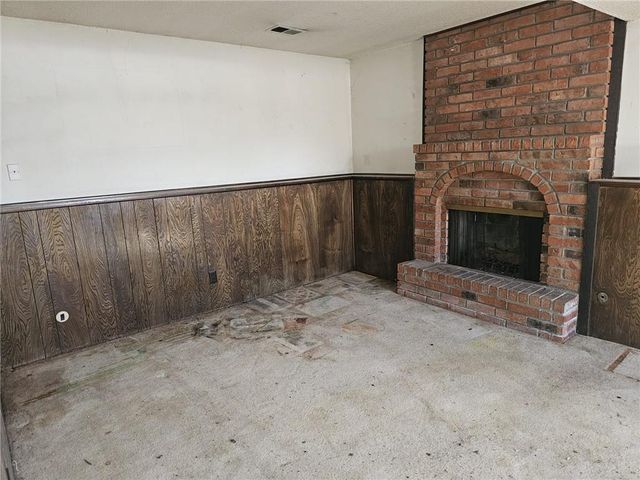 1632 S Kenwood Street, Olathe, KS 66062