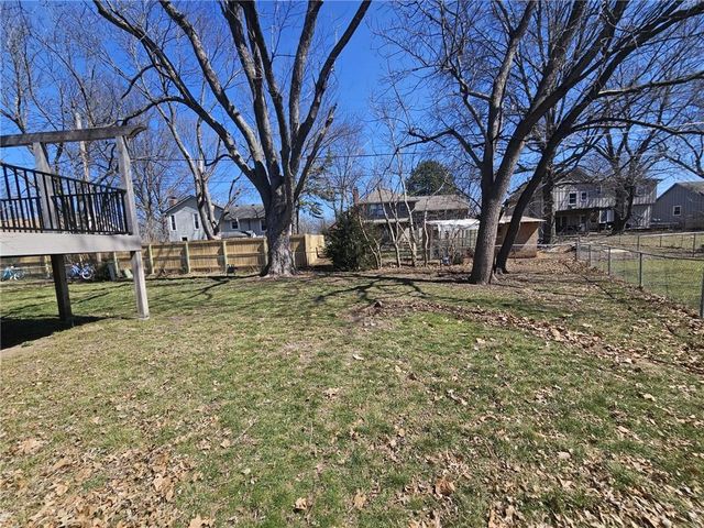 1632 S Kenwood Street, Olathe, KS 66062