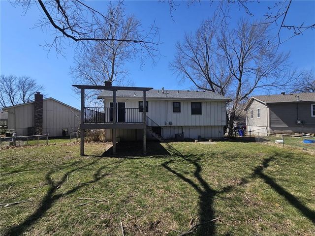 1632 S Kenwood Street, Olathe, KS 66062