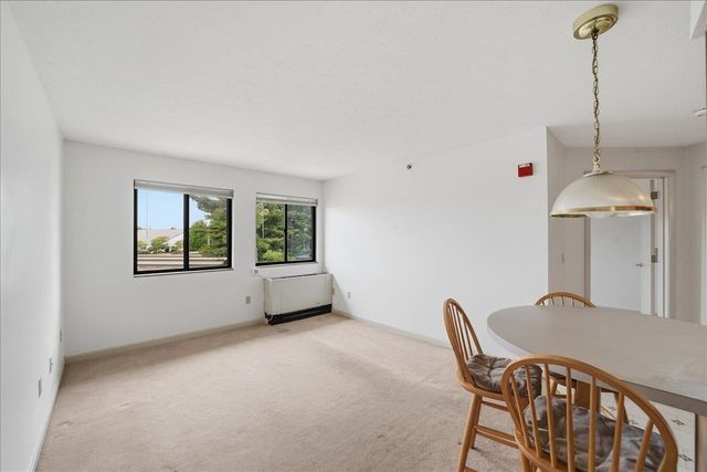 10 Kellogg Rd Ste 359, Essex, VT 05452